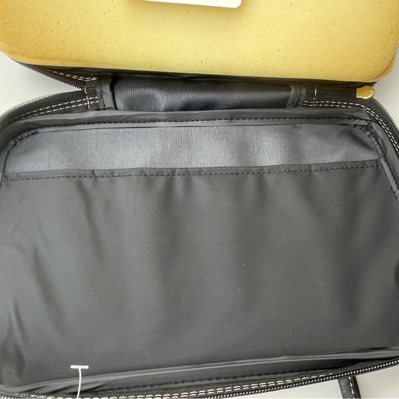 Nelson Regency Deluxe Bible Cover with Pink Floral Design - Picture 13 of 16